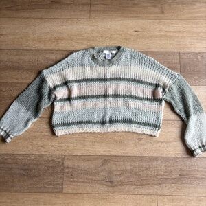 Altar’d State cropped sweater size XS